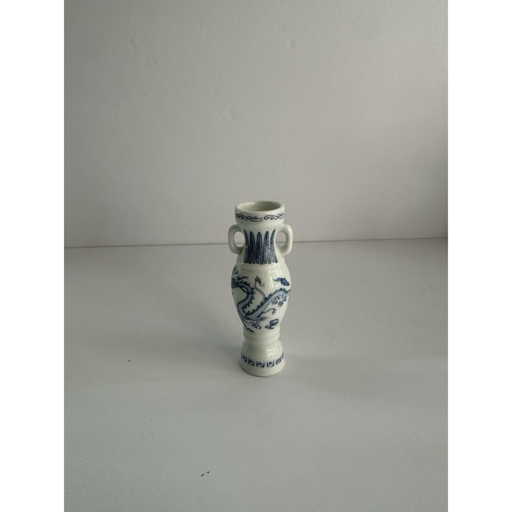 MINIATURE PORCELAIN VASE 1980 FRANKLIN MINT TREASURES OF IMPERIAL DYNASTY JAPAN